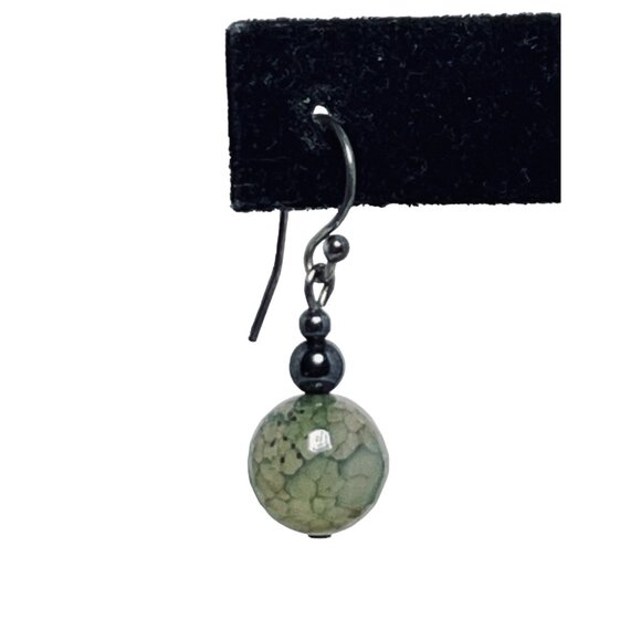 Vintage Silver Tone And Ball Shaped Nephrite Dangle Pierced Earrings (5402) - Picture 2 of 4